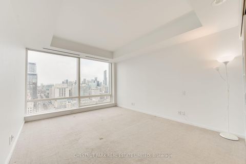 Photo 14 at 3205 - 180 University Avenue, Bay Street Corridor, Toronto