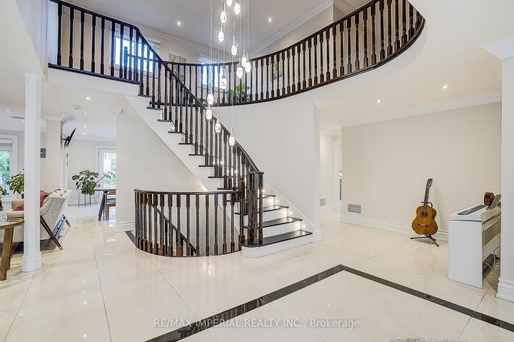 Photo 7 at 50 Kings Cross Avenue, Bayview Hill, Richmond Hill