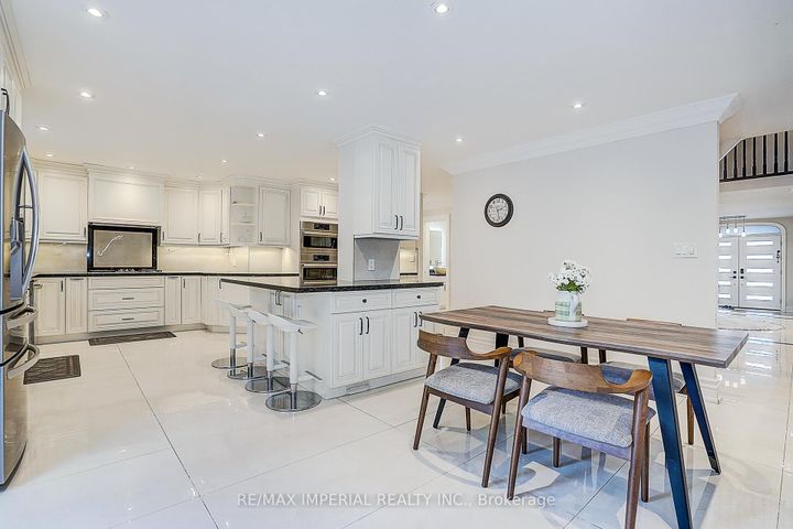 Photo 16 at 50 Kings Cross Avenue, Bayview Hill, Richmond Hill