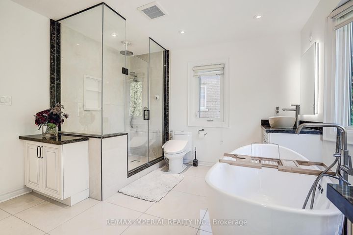 Photo 23 at 50 Kings Cross Avenue, Bayview Hill, Richmond Hill