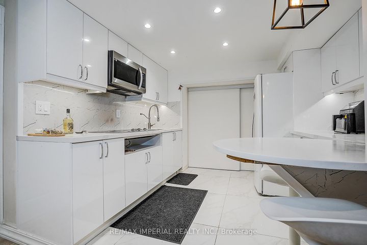 Photo 29 at 50 Kings Cross Avenue, Bayview Hill, Richmond Hill