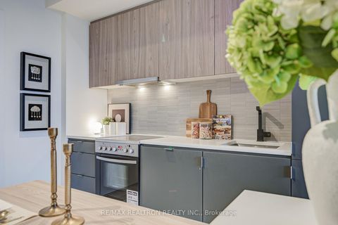 Photo 12 at 518 - 7 Smith Crescent, Queensway, Toronto