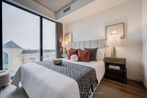 Photo 19 at 518 - 7 Smith Crescent, Queensway, Toronto