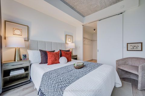 Photo 21 at 518 - 7 Smith Crescent, Queensway, Toronto