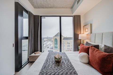 Photo 22 at 518 - 7 Smith Crescent, Queensway, Toronto