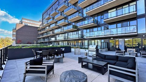 Photo 42 at 518 - 7 Smith Crescent, Queensway, Toronto