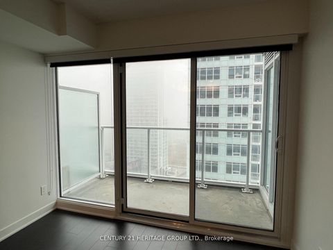 Photo 8 at 2210 - 19 Bathurst Street, Waterfront Communities C1, Toronto