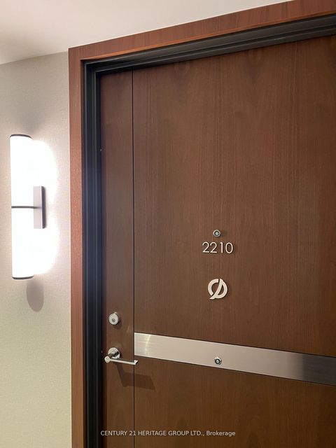 Photo 16 at 2210 - 19 Bathurst Street, Waterfront Communities C1, Toronto