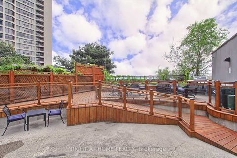 Photo 27 at 504 - 77 Harbour Square, Waterfront Communities C1, Toronto
