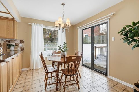 Photo 13 at 25 Autumn Lane, Allandale Heights, Barrie