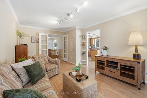 Photo 17 at 25 Autumn Lane, Allandale Heights, Barrie