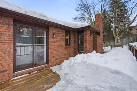 Photo 42 at 25 Autumn Lane, Allandale Heights, Barrie