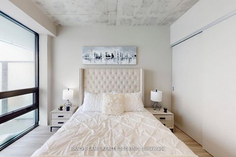 Photo 14 at 1207 - 458 Richmond Street W, Waterfront Communities C1, Toronto