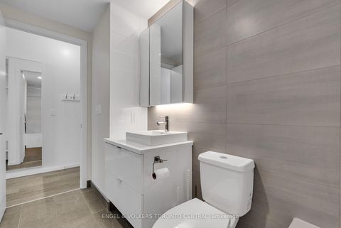 Photo 14 at 310 - 21 Lawren Harris Square, Waterfront Communities C8, Toronto