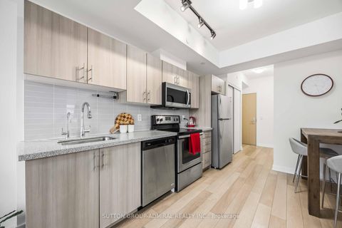 Photo 15 at 509 - 16 McAdam Avenue, Glen Park, Toronto