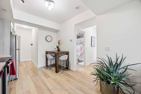 Photo 16 at 509 - 16 McAdam Avenue, Glen Park, Toronto
