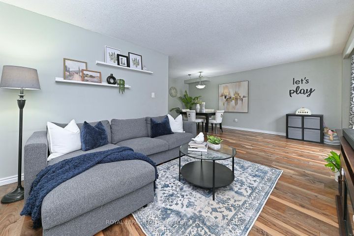 Photo 10 at 74 - 80 Lynden Circle, Georgetown, Halton Hills