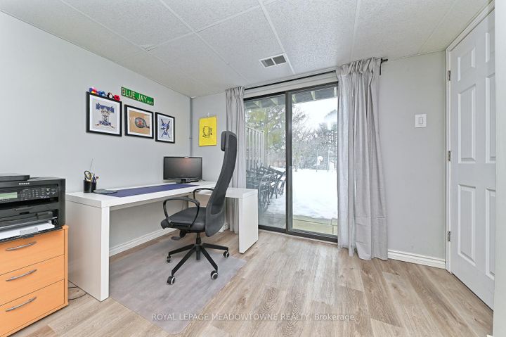 Photo 27 at 74 - 80 Lynden Circle, Georgetown, Halton Hills