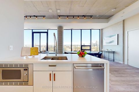 Photo 14 at 1701 - 458 Richmond Street W, Waterfront Communities C1, Toronto