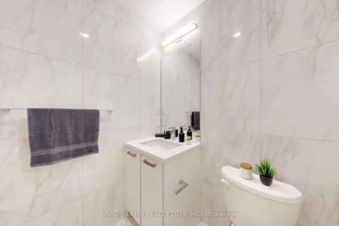 Photo 31 at 1701 - 458 Richmond Street W, Waterfront Communities C1, Toronto