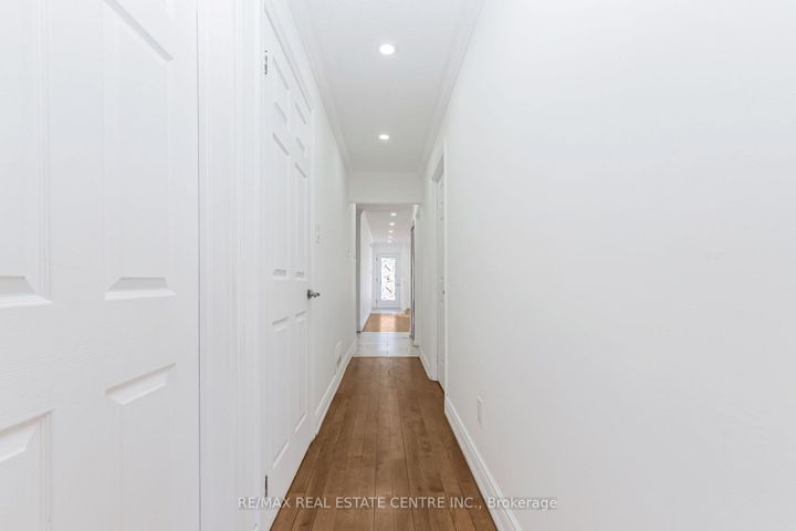 Photo 12 at 67 Talbot Street, Brampton West, Brampton