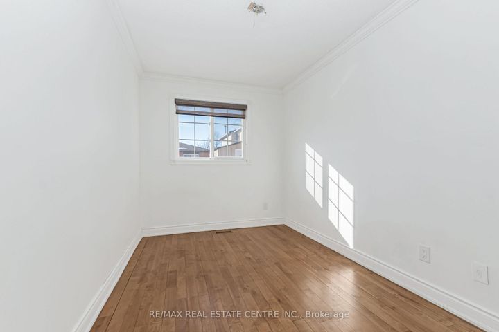 Photo 14 at 67 Talbot Street, Brampton West, Brampton