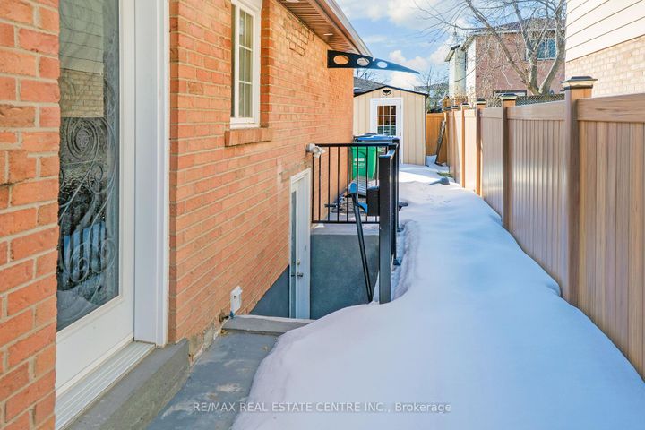 Photo 21 at 67 Talbot Street, Brampton West, Brampton