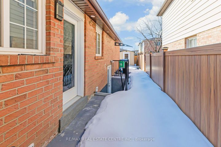 Photo 39 at 67 Talbot Street, Brampton West, Brampton