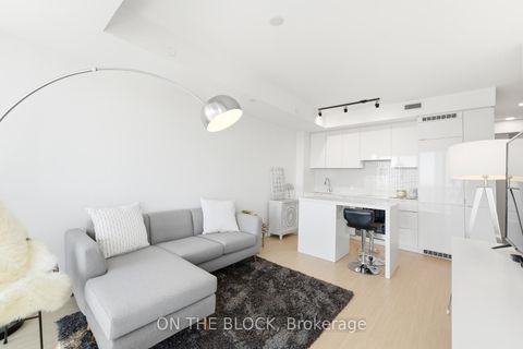 Photo 8 at 5309 - 7 Grenville Street, Bay Street Corridor, Toronto