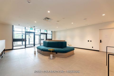 Photo 3 at B-2313 - 7950 Bathurst Street, Beverley Glen, Vaughan