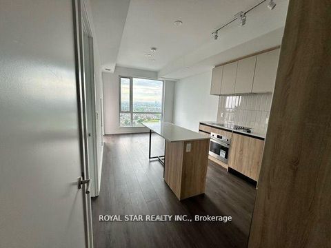 Photo 15 at B-2313 - 7950 Bathurst Street, Beverley Glen, Vaughan