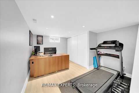 Photo 19 at 60 Anthony Road, CFB, Toronto