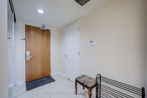 Photo 7 at 501 - 38 Elm Street, Bay Street Corridor, Toronto