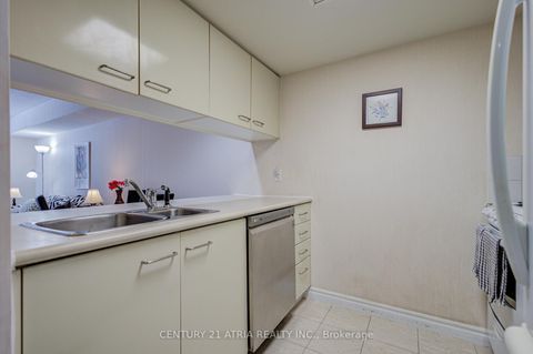 Photo 12 at 501 - 38 Elm Street, Bay Street Corridor, Toronto