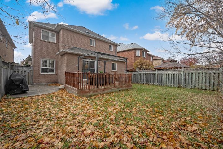 Photo 47 at 6371 Ormindale Way, East Credit, Mississauga