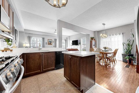 Photo 6 at 19 Waterlily Trail, Schomberg, King