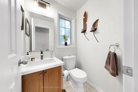 Photo 12 at 19 Waterlily Trail, Schomberg, King