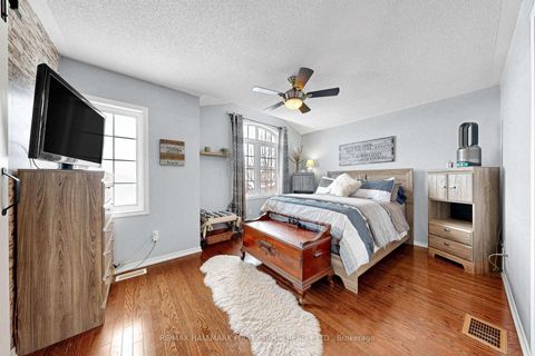 Photo 14 at 19 Waterlily Trail, Schomberg, King