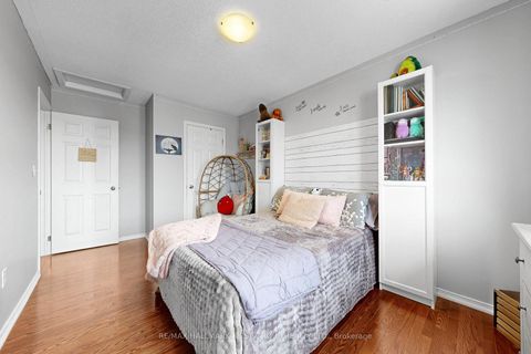 Photo 20 at 19 Waterlily Trail, Schomberg, King