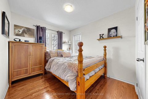 Photo 21 at 19 Waterlily Trail, Schomberg, King