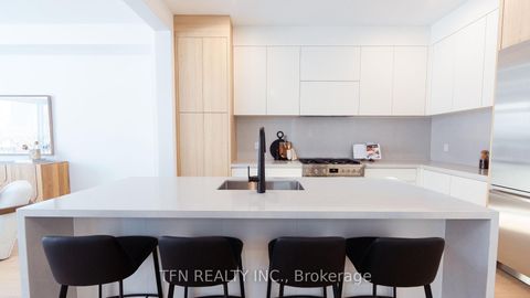 Photo 6 at 12 Imogene Court, Langstaff, Richmond Hill