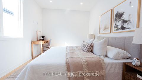 Photo 7 at 12 Imogene Court, Langstaff, Richmond Hill