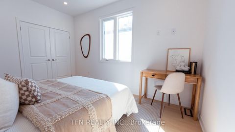 Photo 8 at 12 Imogene Court, Langstaff, Richmond Hill