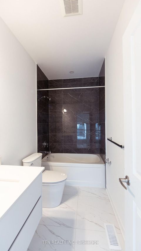 Photo 17 at 12 Imogene Court, Langstaff, Richmond Hill