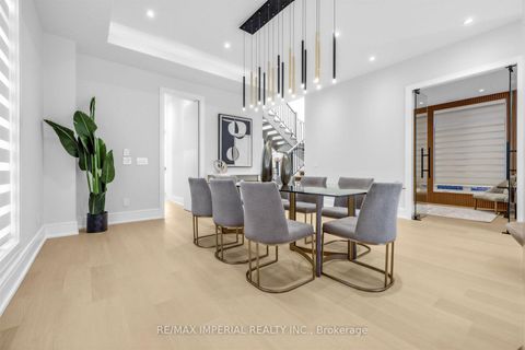 Photo 10 at 68 Lynnhaven Road, Lawrence, Toronto