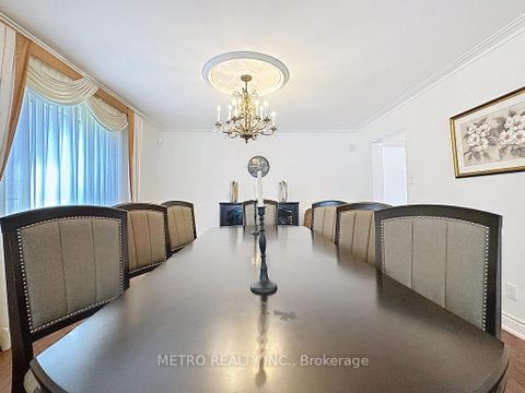 Photo 23 at 17 Twin Circle Court, Branson, Toronto