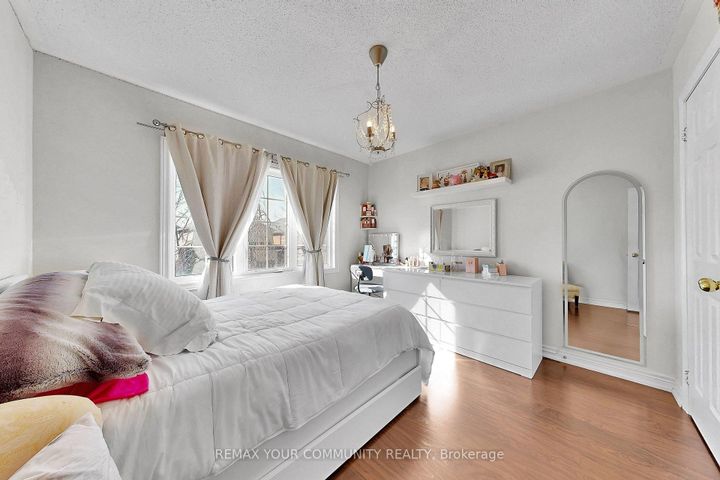 Photo 22 at 67 Trudeau Drive, Vellore Village, Vaughan