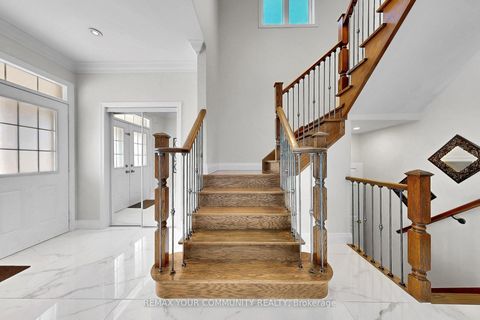 Photo 13 at 67 Trudeau Drive, Vellore Village, Vaughan