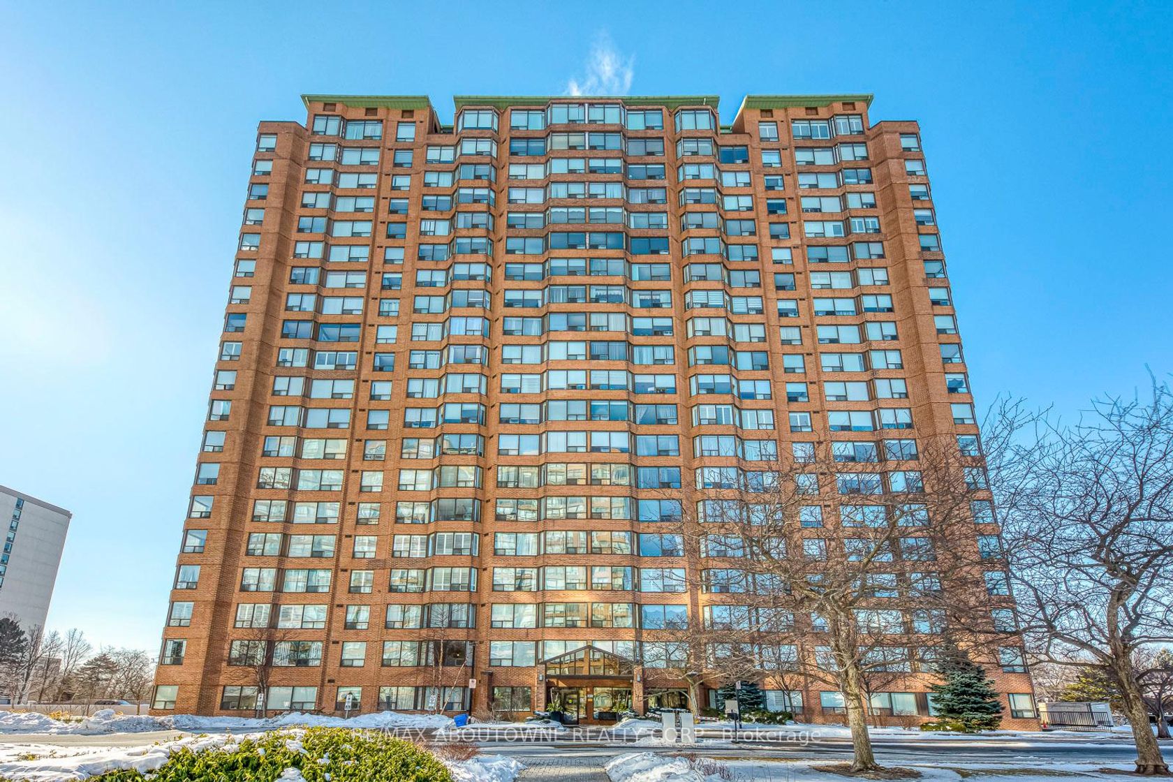 1705 - 1270 Maple Crossing Boulevard, Brant, Burlington 