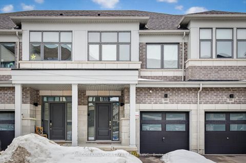 Photo 1 at 348 Okanagan Path, Donevan, Oshawa